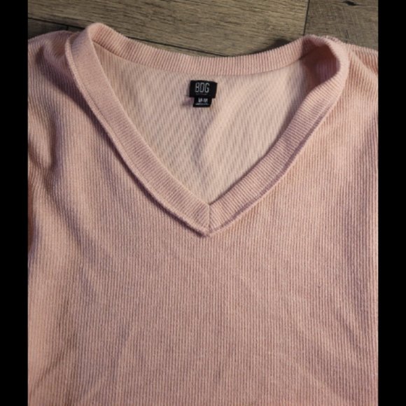 BDG Urban Outfitters Oversized Pink Cropped Sweater - Picture 5 of 10